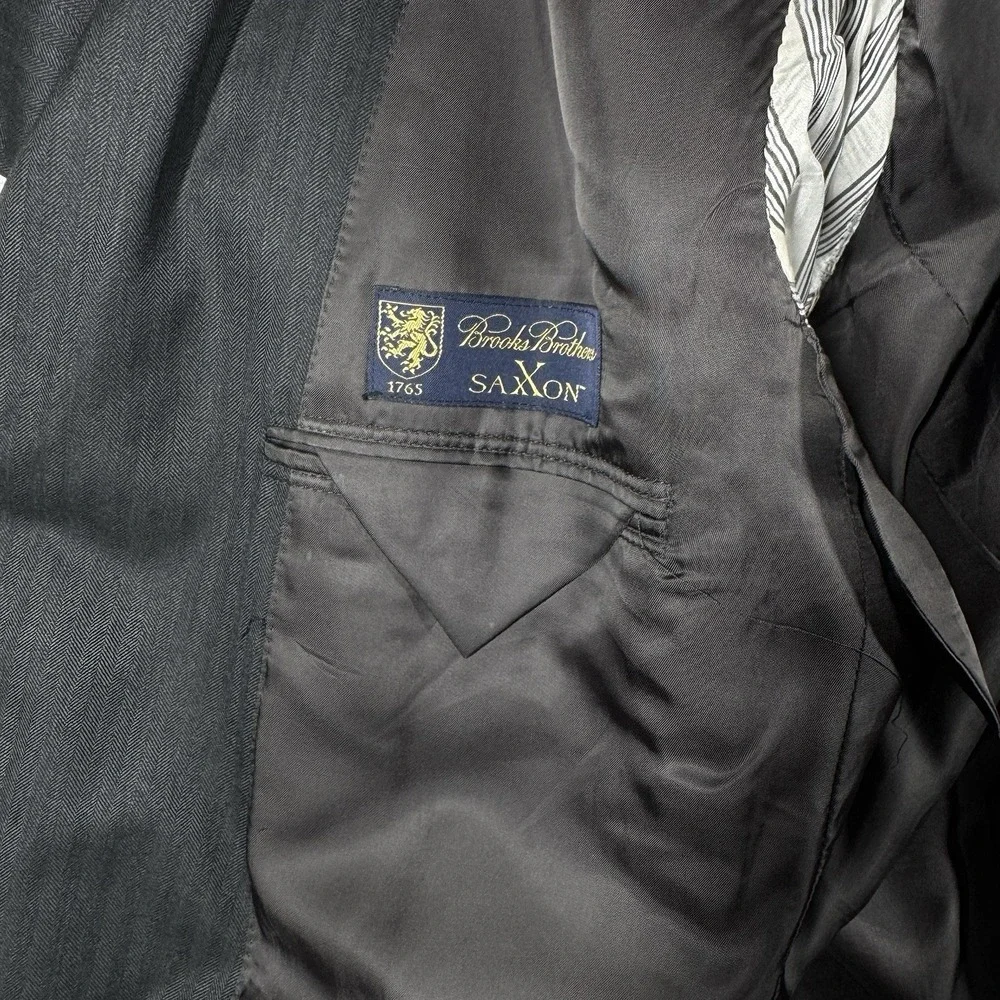 Brooks Brothers 1818 Madison 48L 43W Black Wool Two‎ Button Sport Coat USA
